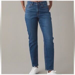 American Eagle Stretch Mom Jean 2 short